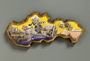 Drevená magnetka so živicou Slovensko mapa (s vlastným dizajnom) 1657-0